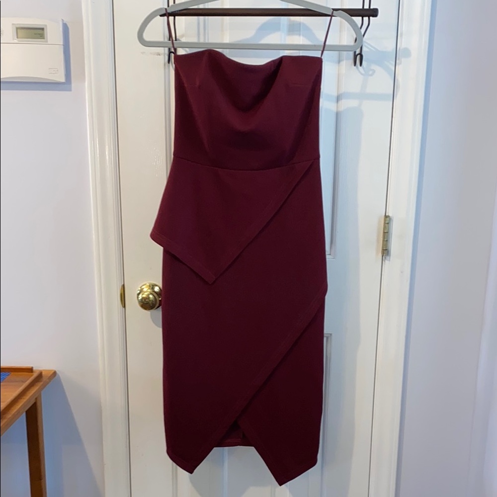 ASOS strapless asymmetrical dress, sz. 6. NWOT, burgundy